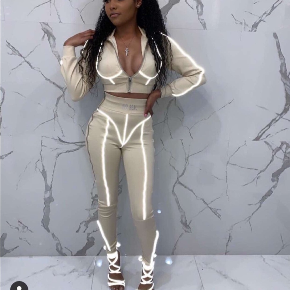 Gsuwoo...reflective two piece